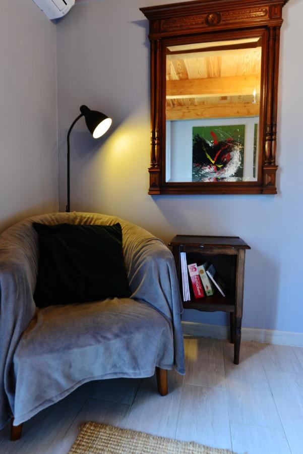 Chez Pique-Fesse Chambre D'Hote Saint-Martin-L'ars Екстер'єр фото
